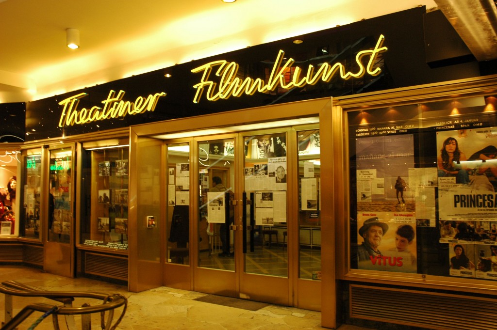 Theatiner Film