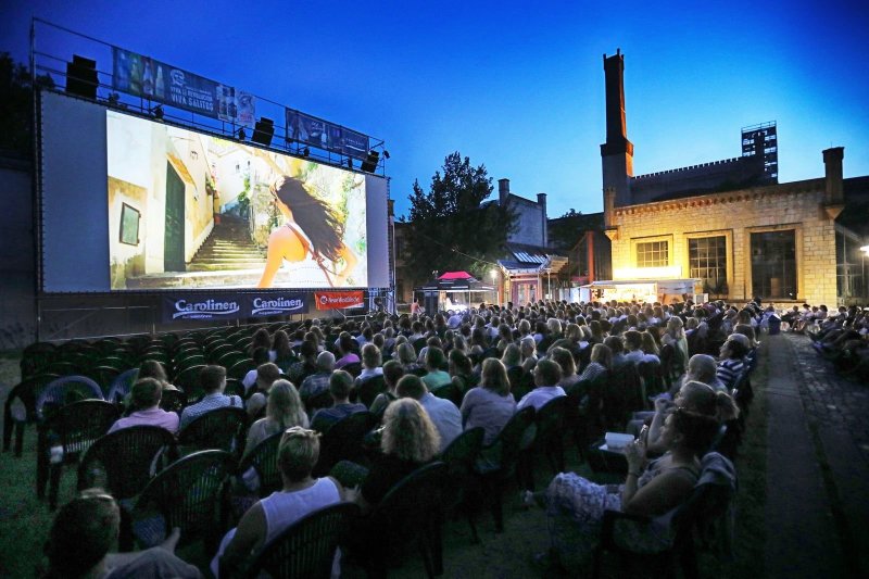 Open Air Kino Luna im Ravensberger Park