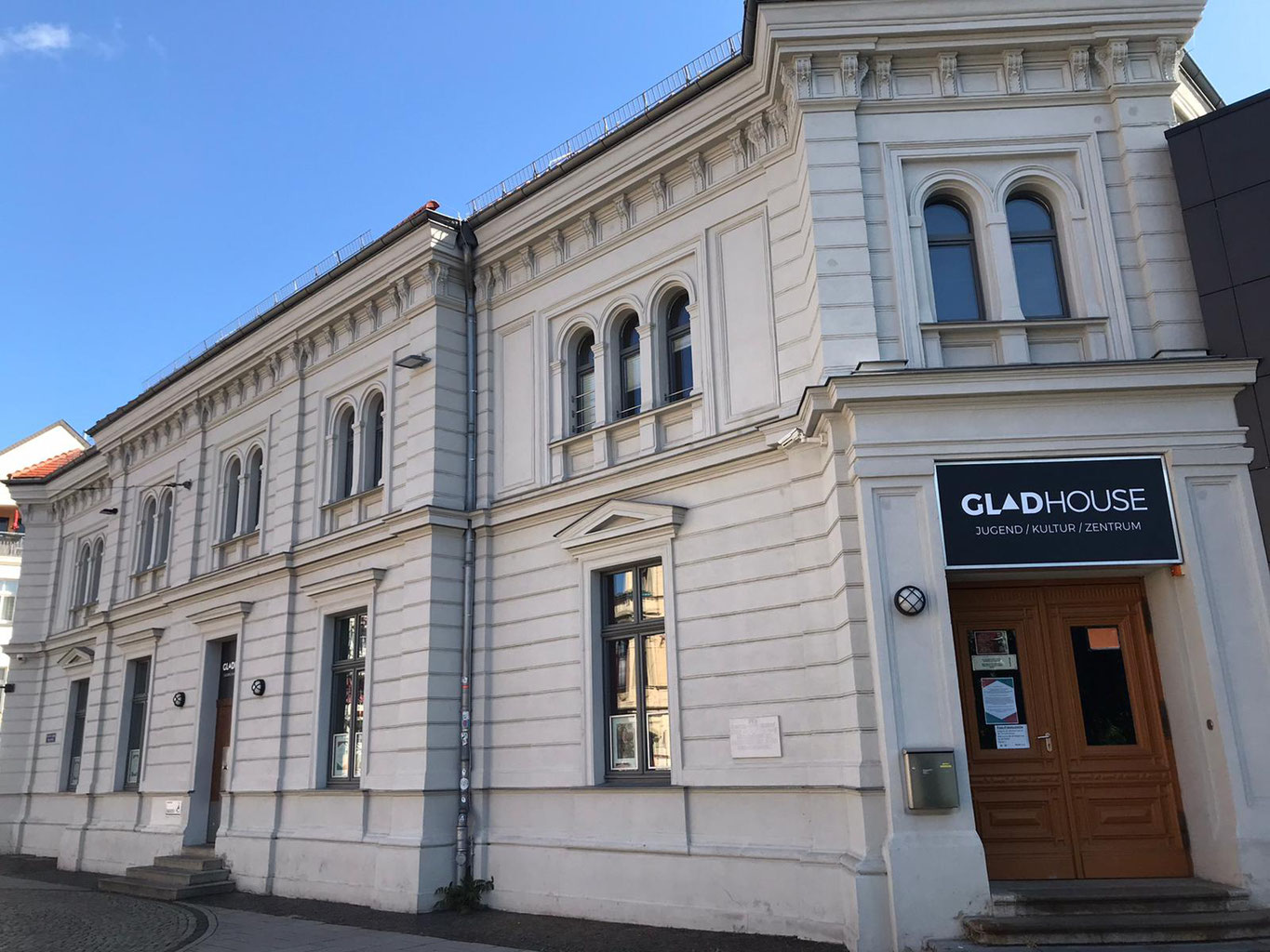Obenkino im Glad-House