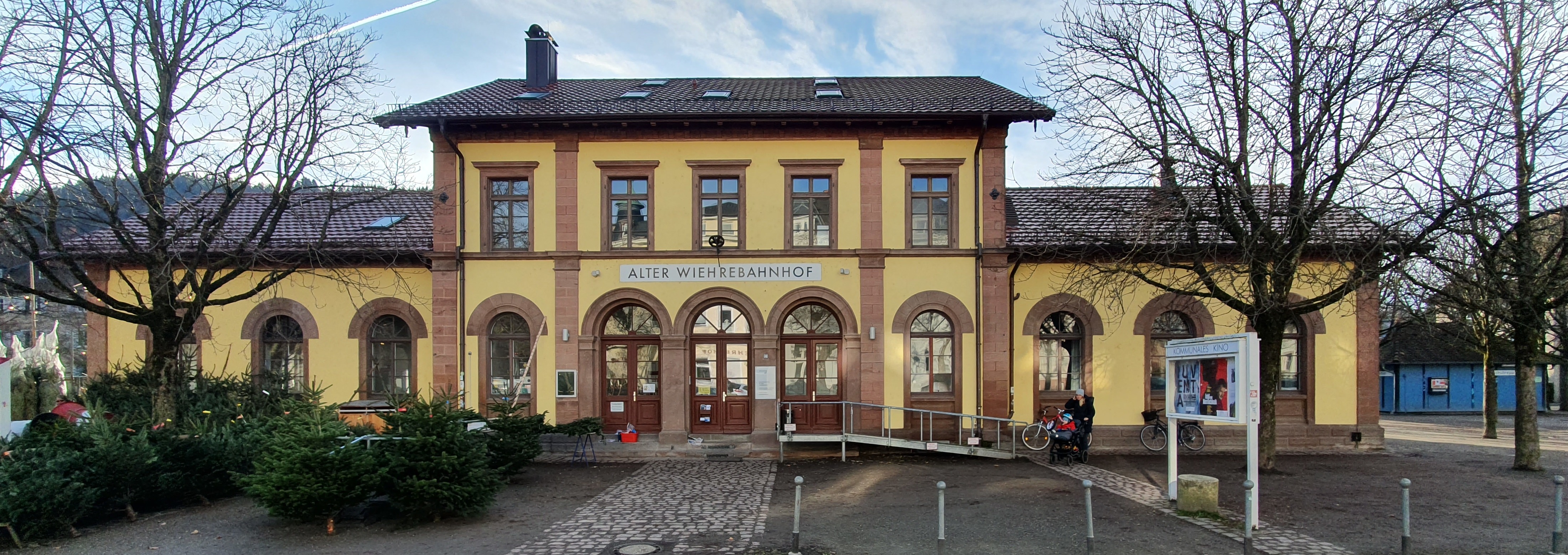 Kommunales Kino im alten Wiehrebahnhof