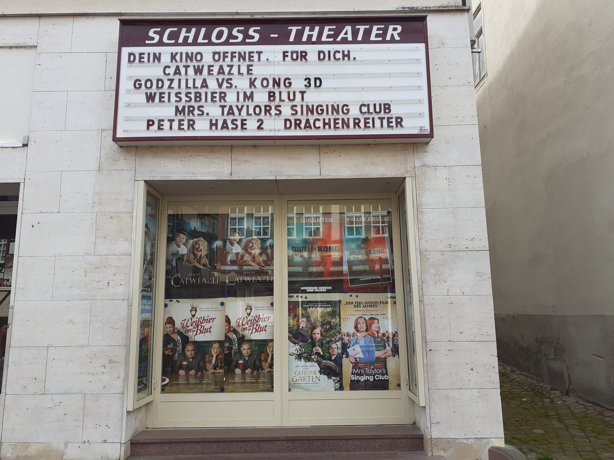 Schloß-Theater